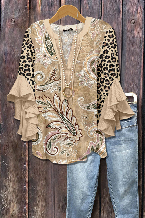 Florina™ - Blus med Blommönster, Volangärmar och Feminint Snitt